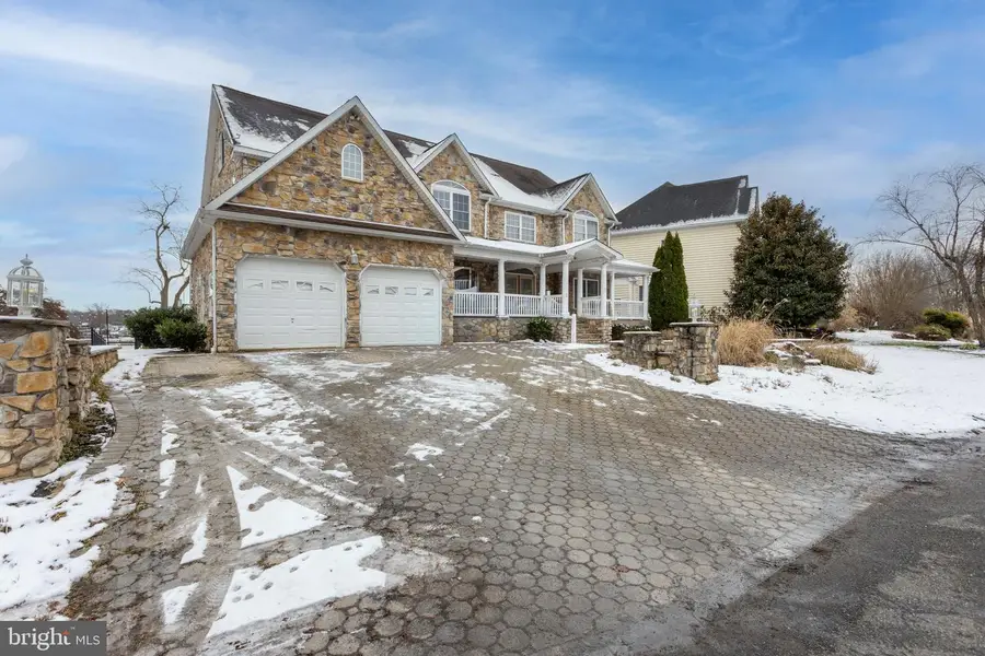 415 Shore Dr, Joppa, MD 21085 - Image #2