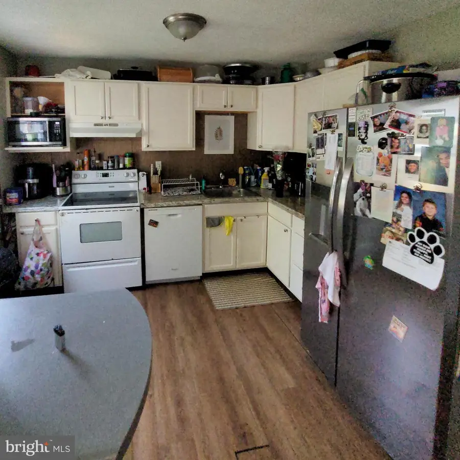 672 Yorkshire Dr, Edgewood, MD 21040 - Image #3