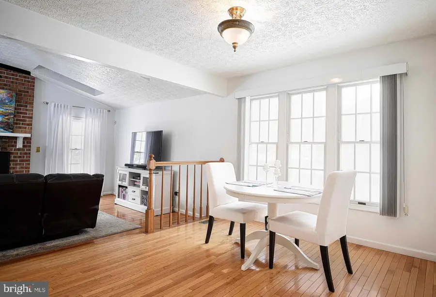 2818 Singer Woods Dr, Abingdon, MD 21009 - Image #3