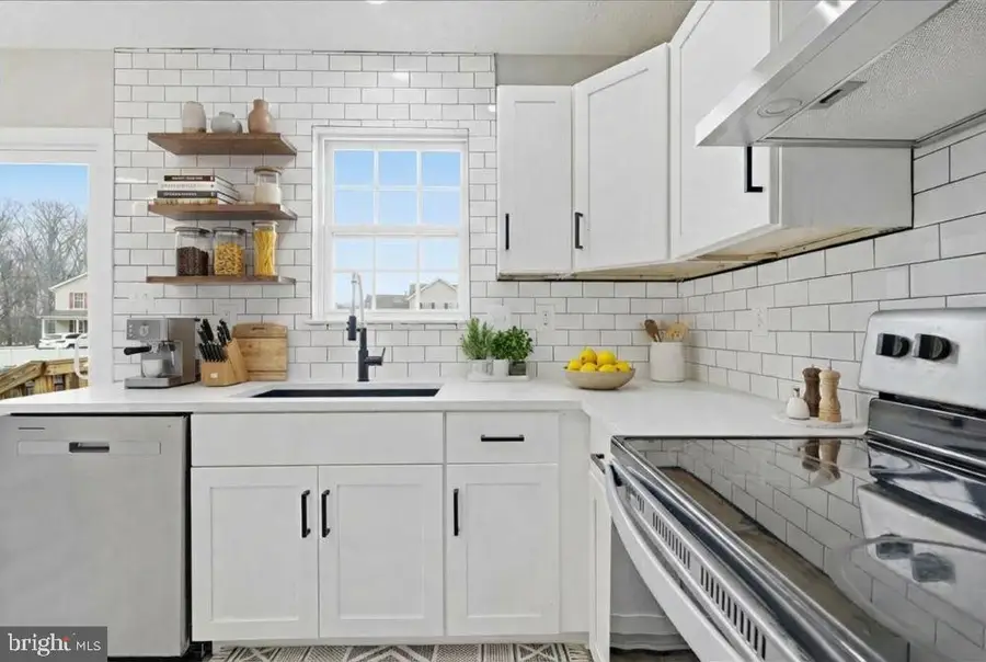 303 Lord Willoughby Way, Edgewood, MD 21040 - #2