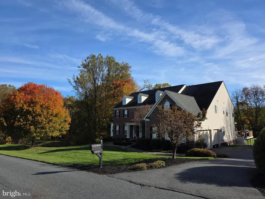 1319 Martin Meadows Dr, Fallston, MD 21047 - #3