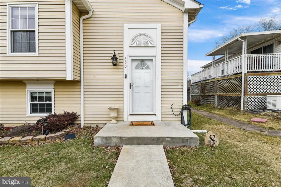 890 Oxford Ave, Aberdeen, MD 21001 - #3