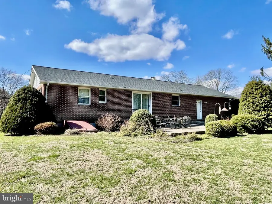 3927 Federal Hill Rd, Jarrettsville, MD 21084 - #3
