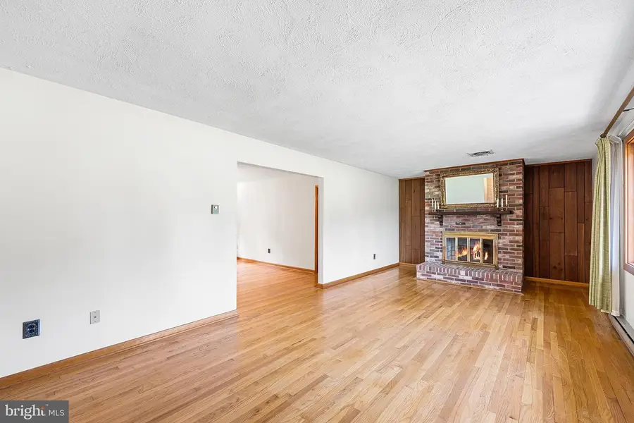 1507 Wildwood Dr, Fallston, MD 21047 - #3