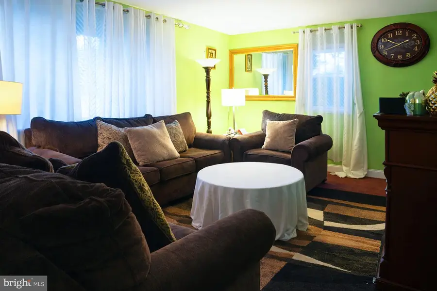 904 Averill Rd, Joppa, MD 21085 - #2
