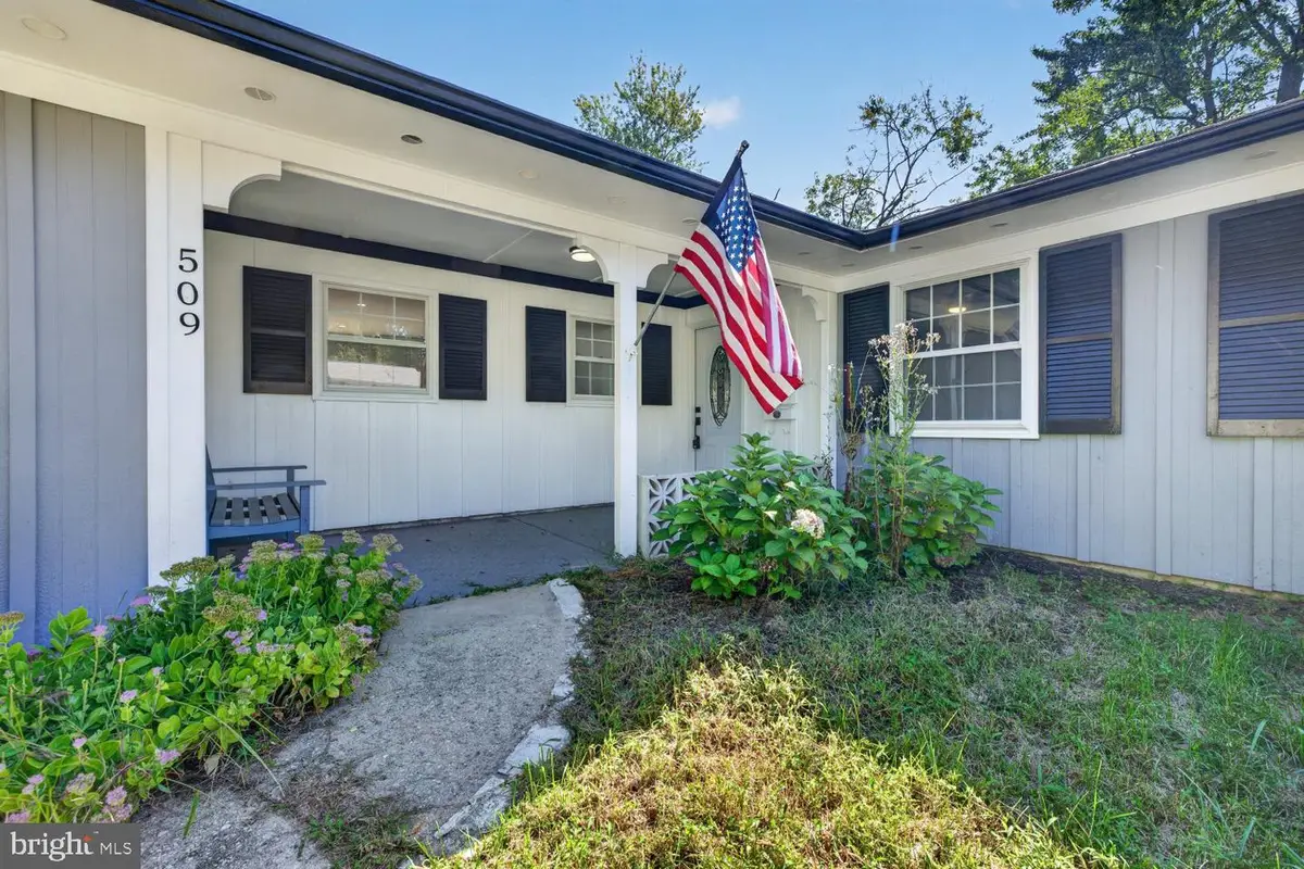 509 Foster Knoll Dr, Joppa, MD 21085 - #1