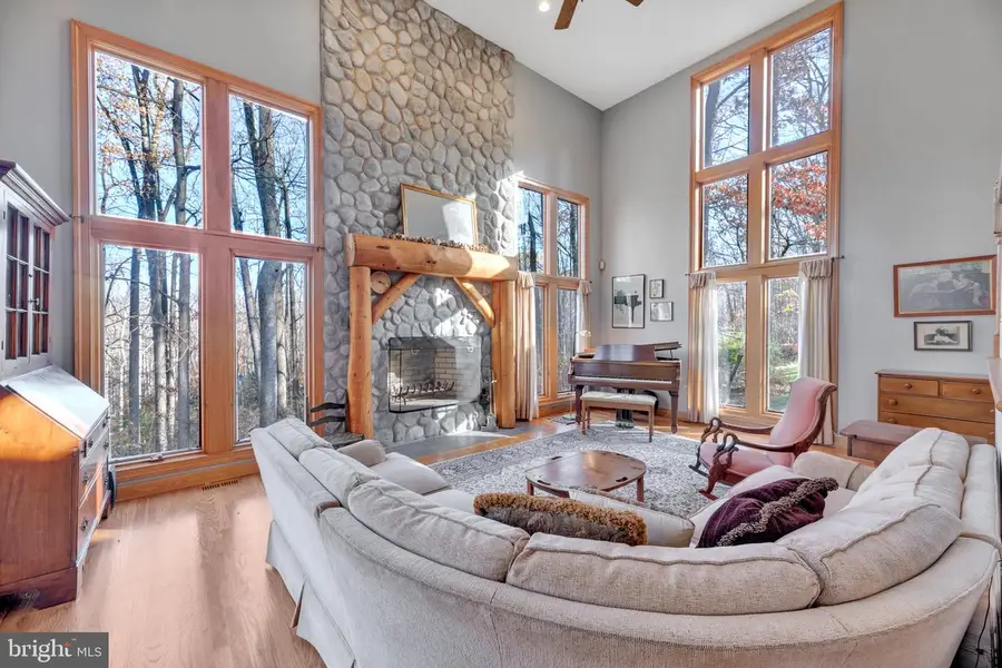 12652 Golden Oak Dr, Ellicott City, MD 21042 - Image #2