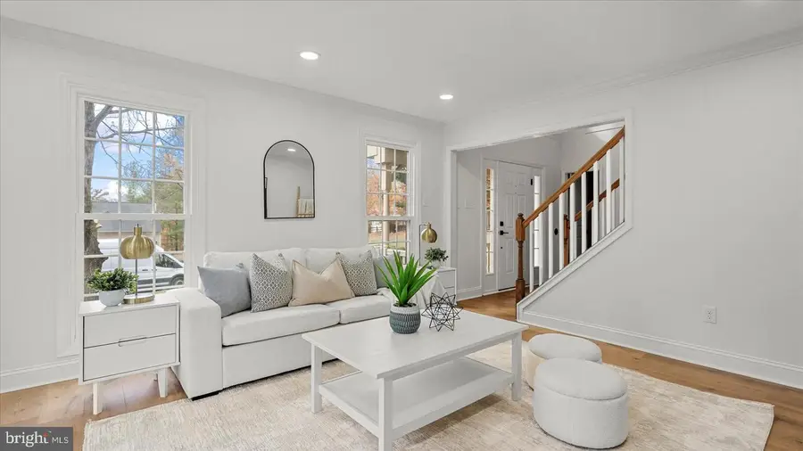 4926 Ilchester Point Ct, Ellicott City, MD 21043 - Image #3