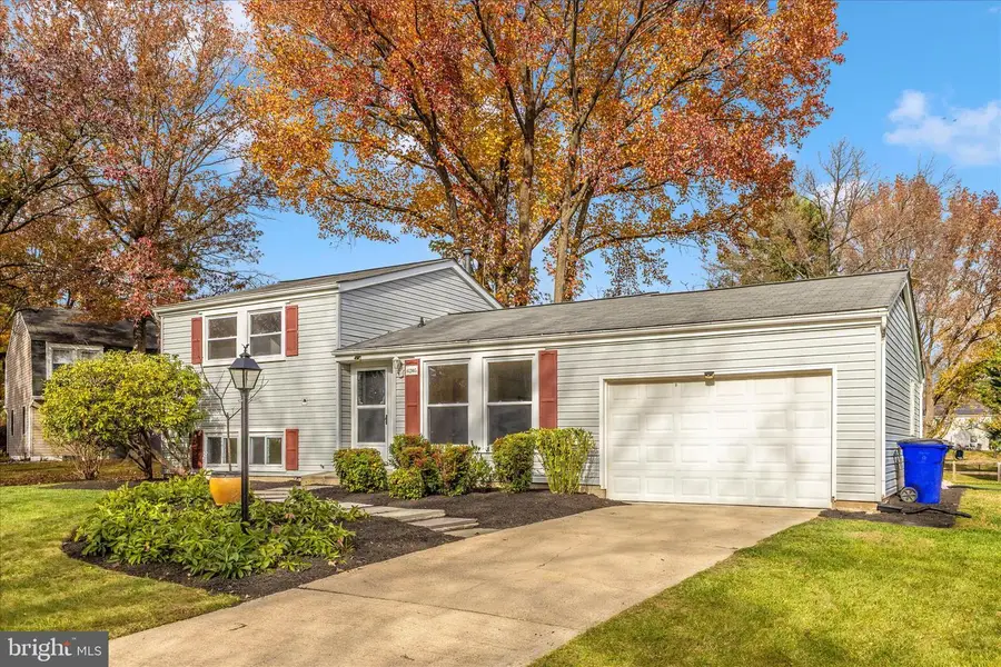 6205 Tamar Dr, Columbia, MD 21045 - Image #2