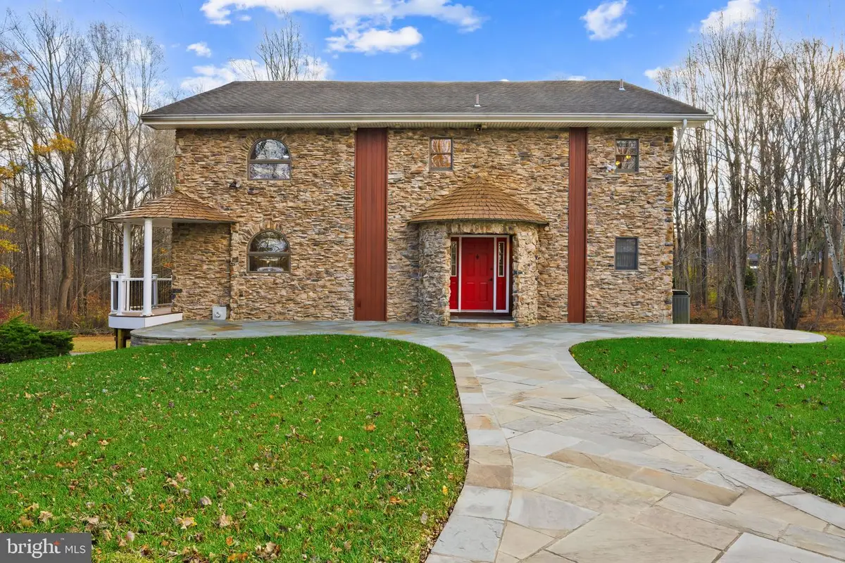 13348 Elliott Dr, Clarksville, MD 21029 - Image #1