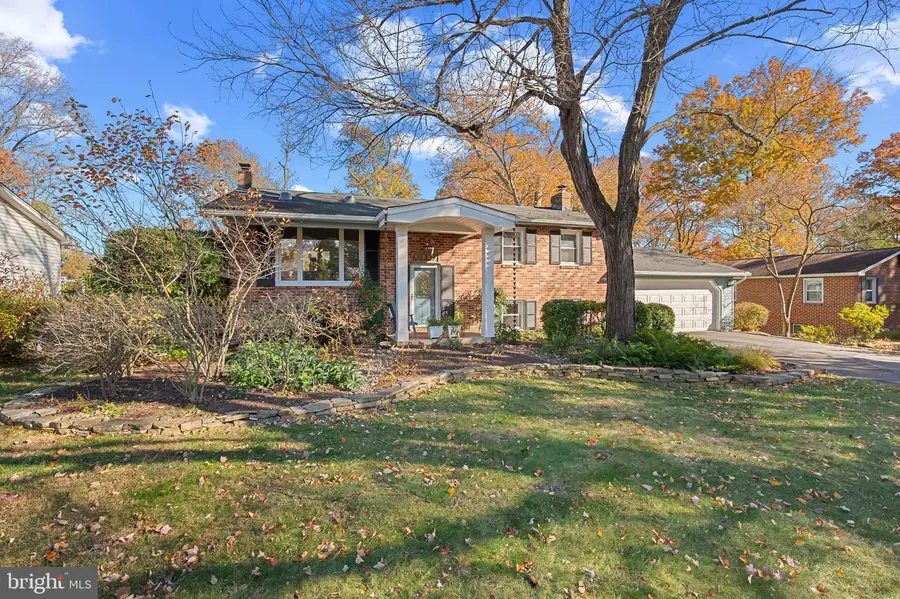 6725 Pine Dr, Columbia, MD 21046 - Image #3