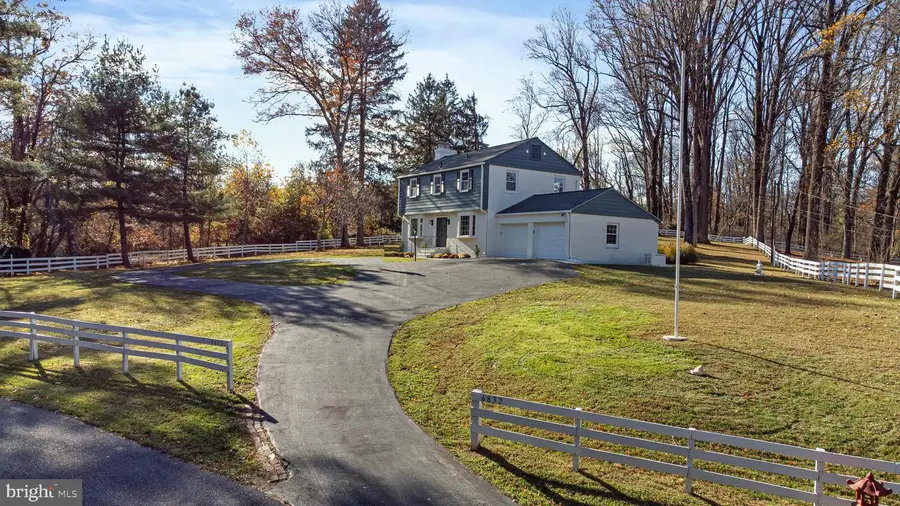 6832 Redberry Rd, Clarksville, MD 21029 - Image #2