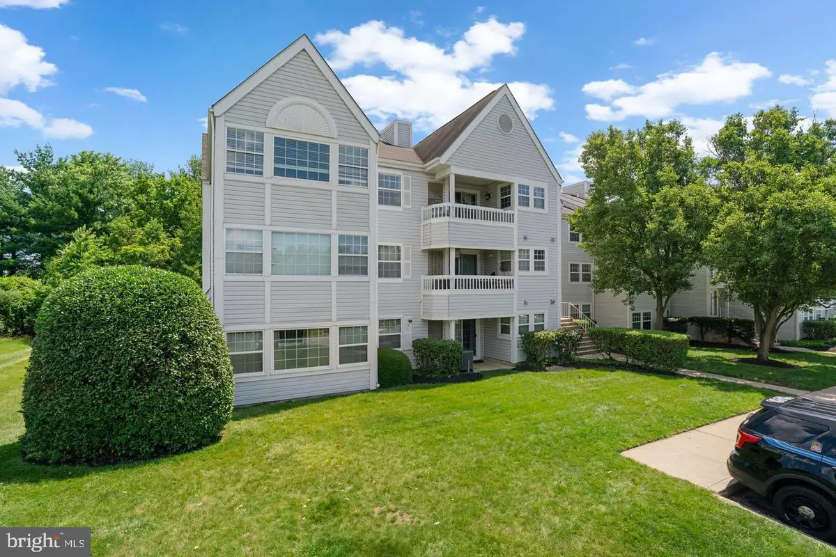 8571 Falls Run Rd #e, Ellicott City, MD 21043 - Image #1