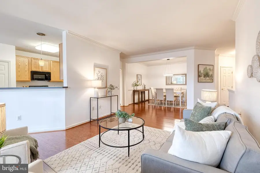 8260 Stone Crop Dr #e, Ellicott City, MD 21043 - Image #3