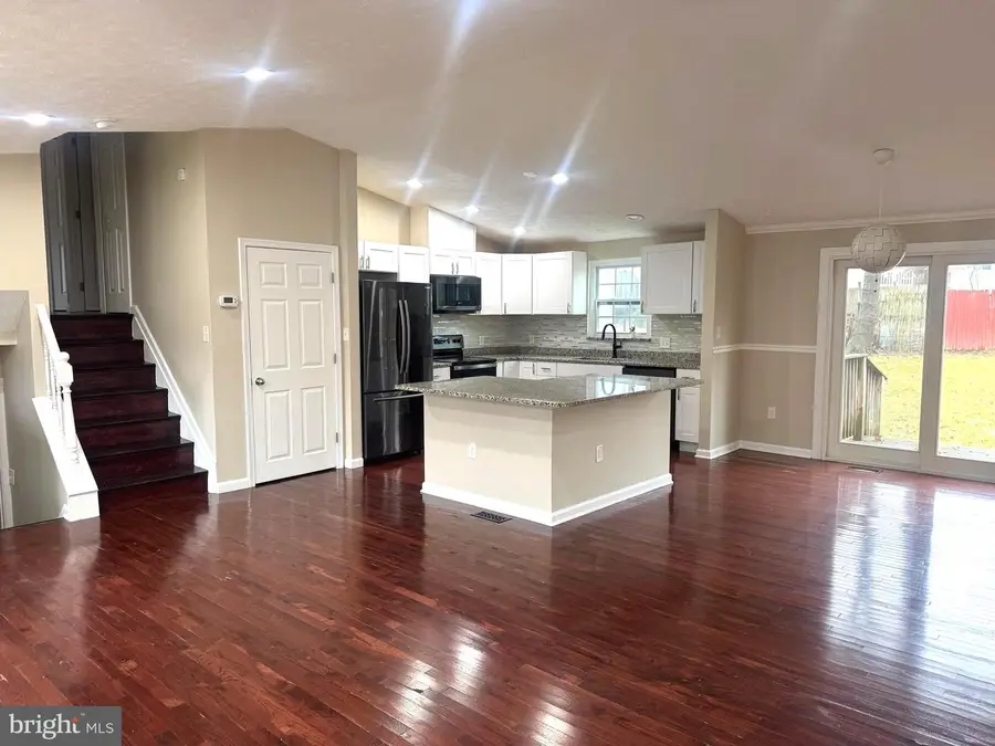 9321 Kenbrooke Ct, Laurel, MD 20723 - Image #2