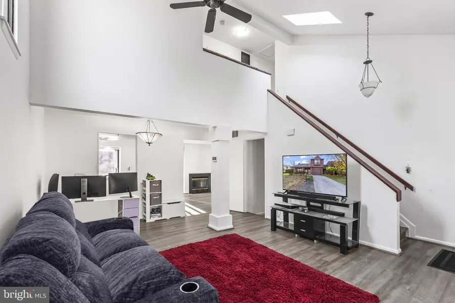 6476 Sewells Orchard Dr, Columbia, MD 21045 - Image #2