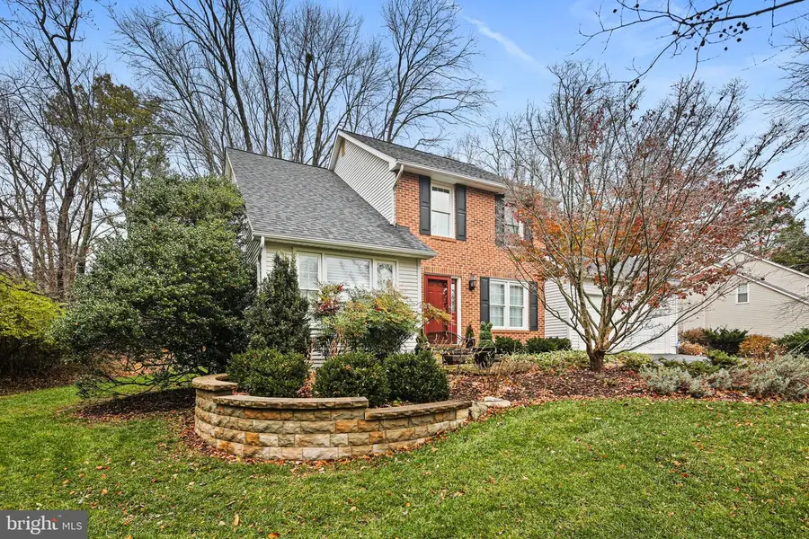 10090 Carillon Dr, Ellicott City, MD 21042 - Image #2