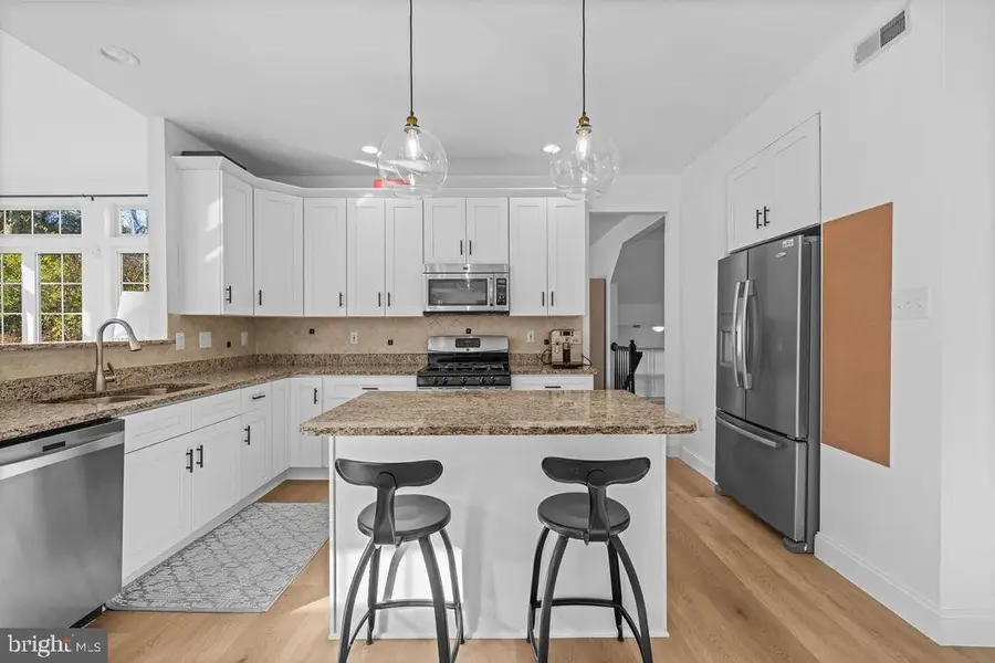 6909 Berry Wood Ct, Columbia, MD 21044 - Image #3