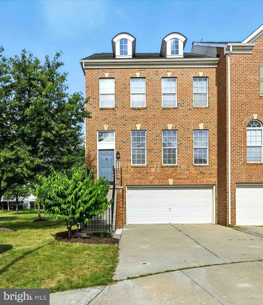 9828 Snow Bird Ln, Laurel, MD 20723 - Image #2