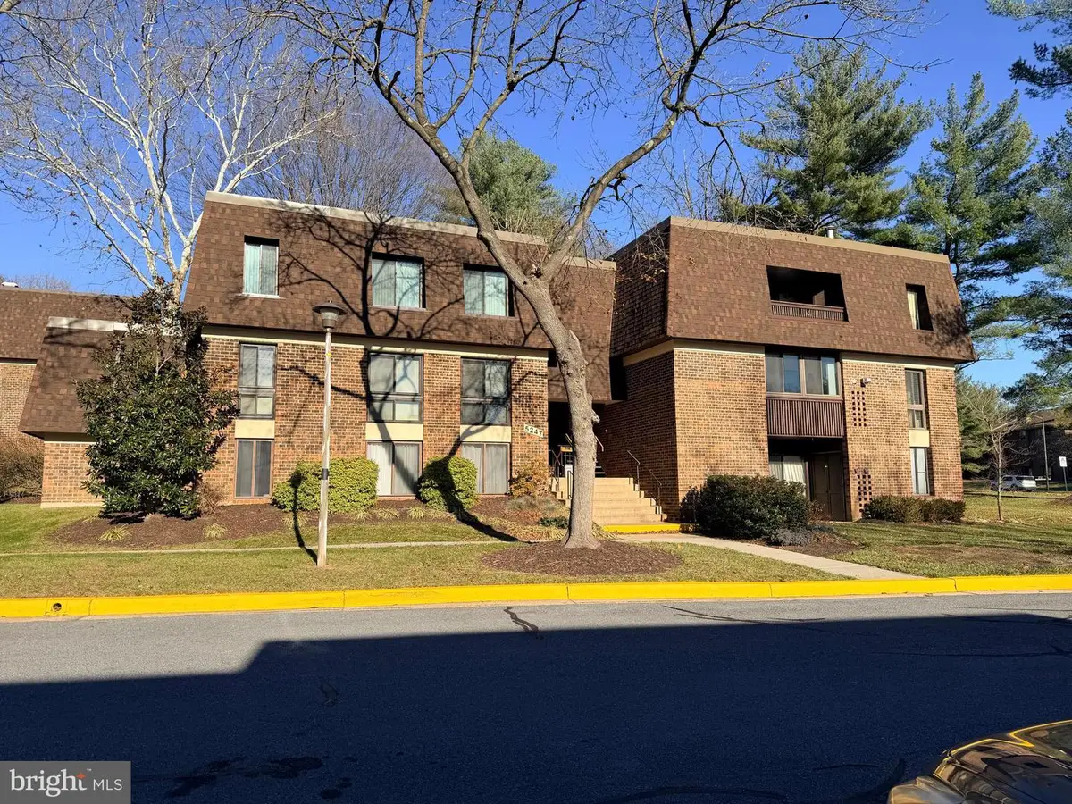 5247 W Running Brook Rd #102, Columbia, MD 21044 - Image #1