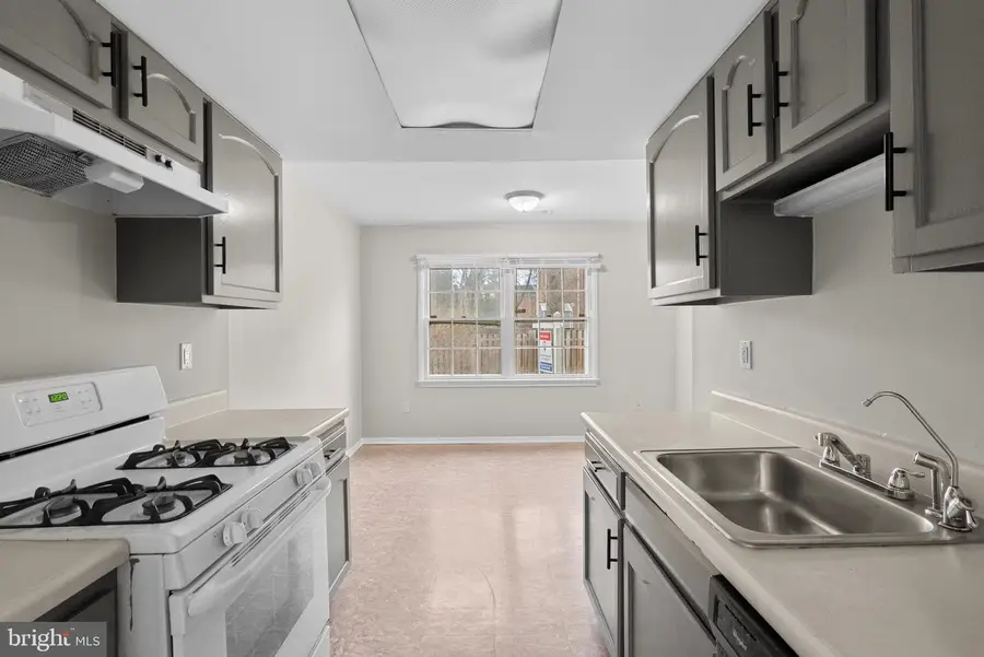 5773 Yellowrose Ct, Columbia, MD 21045 - Image #2