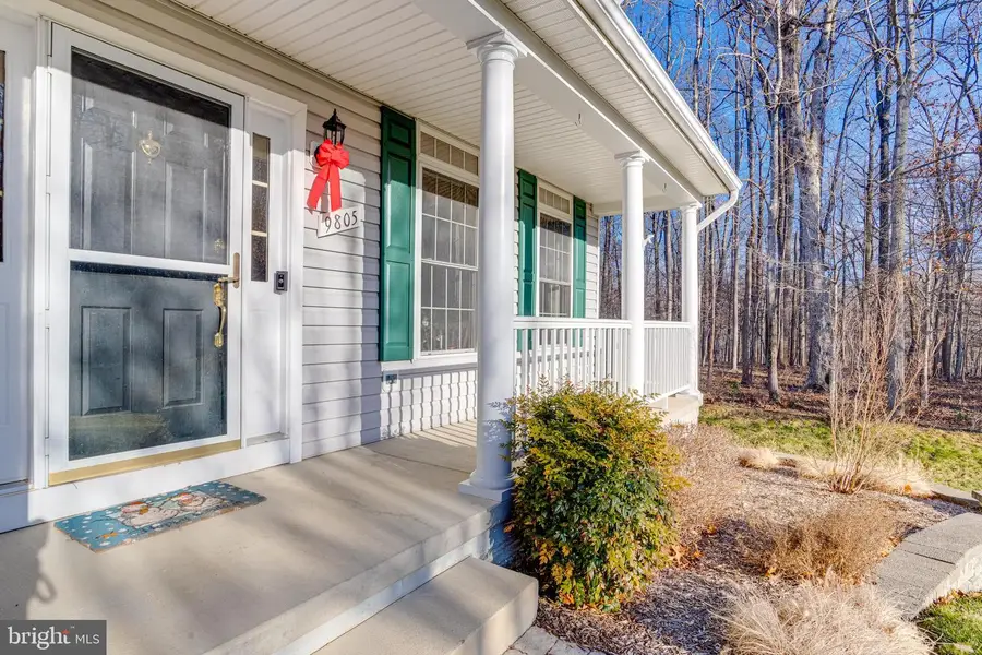 9805 Jessica Ln, Ellicott City, MD 21042 - Image #3