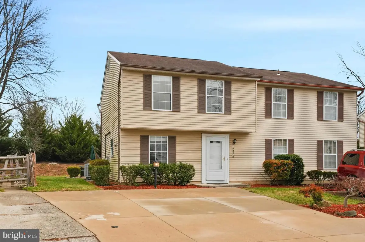 6255 Blue Dart Pl, Columbia, MD 21045 - Image #1