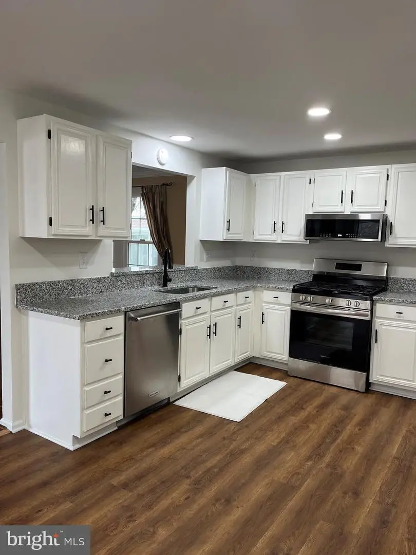 6409 Sewells Orchard Dr, Columbia, MD 21045 - Image #3