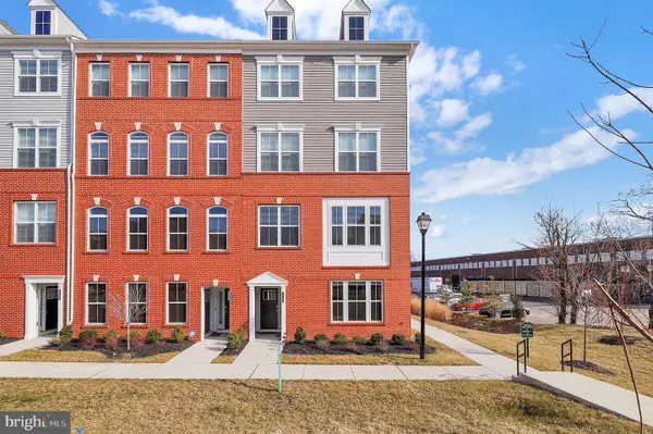 7722 Port Capital Dr #unit A, ELKRIDGE, MD 21075