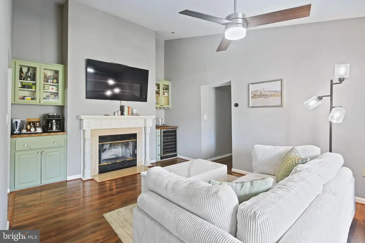 8391 Montgomery Run Rd #l, Ellicott City, MD 21043 - Image #1