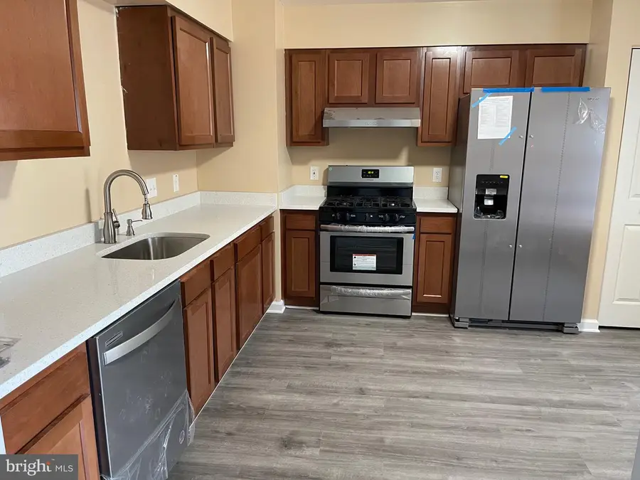 6605 Huntshire Dr, Elkridge, MD 21075 - Image #2