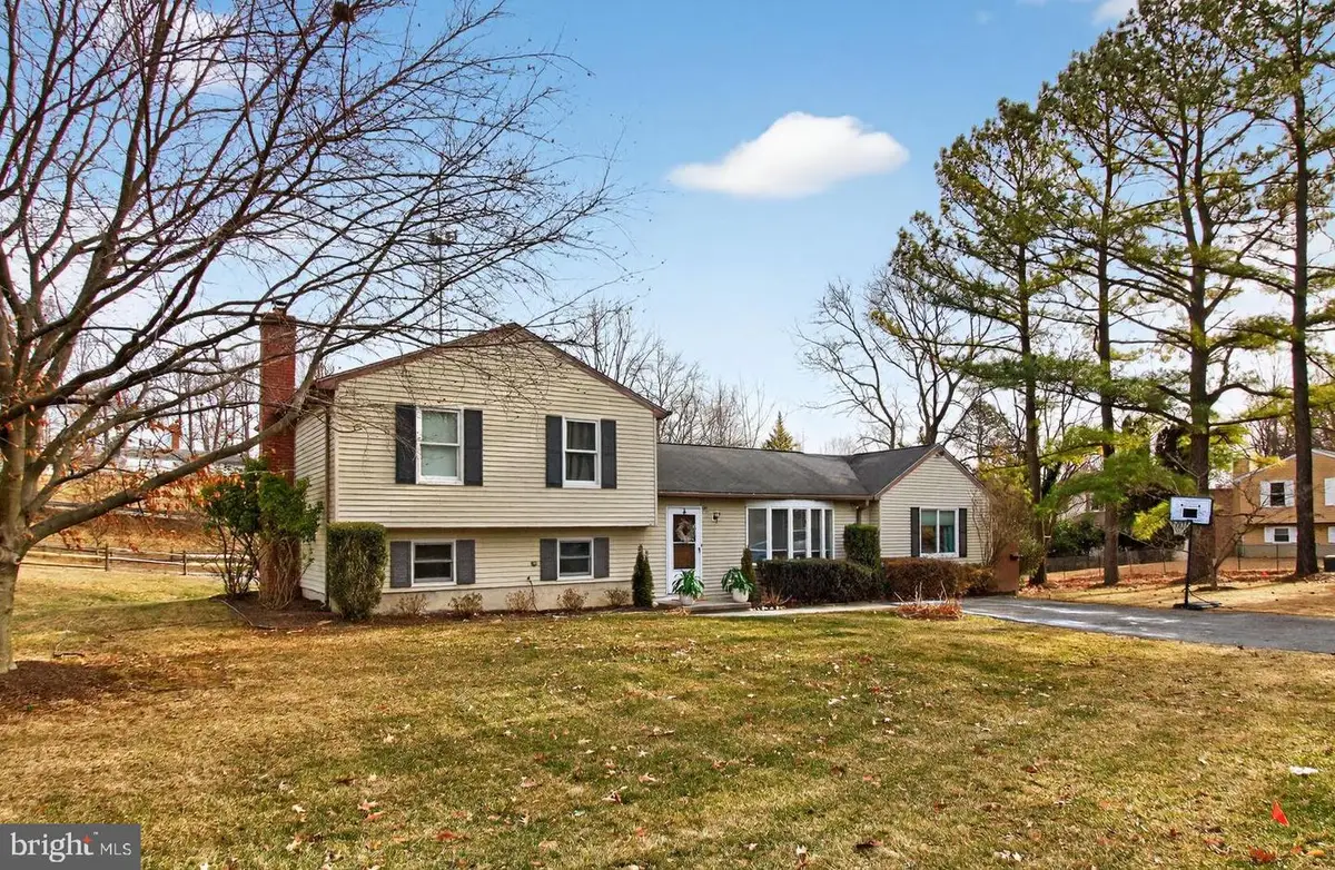 4709 Hale Haven Dr, Ellicott City, MD 21043 - Image #1