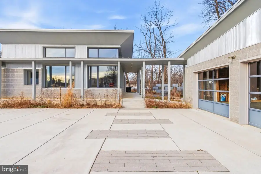 11232 Old Hopkins Rd, Clarksville, MD 21029 - Image #2