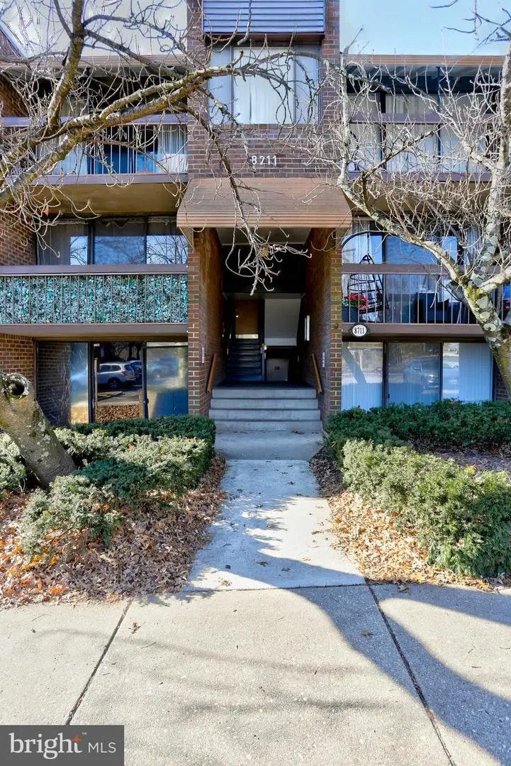 8711 Hayshed Ln #14, Columbia, MD 21045 - Image #1
