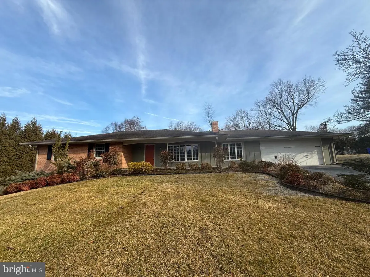 9122 Northfield Rd, Ellicott City, MD 21042 - #1