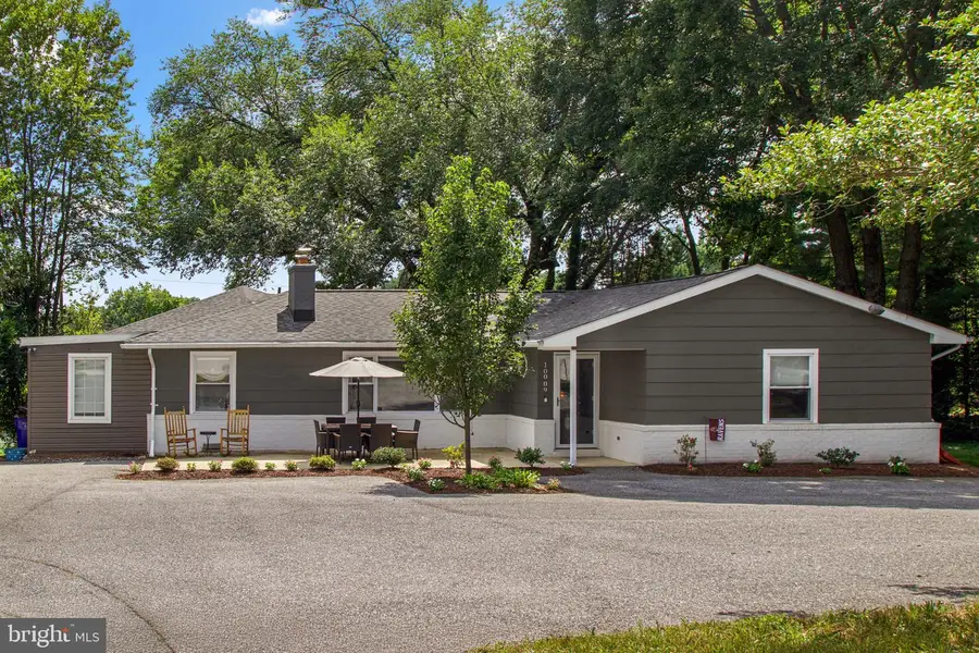 10009 Frederick Rd, Ellicott City, MD 21042 - #2