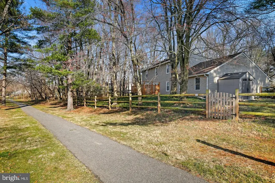 10204 Shaker Dr, Columbia, MD 21046 - #3