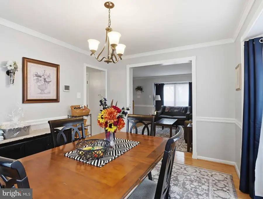 5917 Northern Ct, Elkridge, MD 21075 - #2