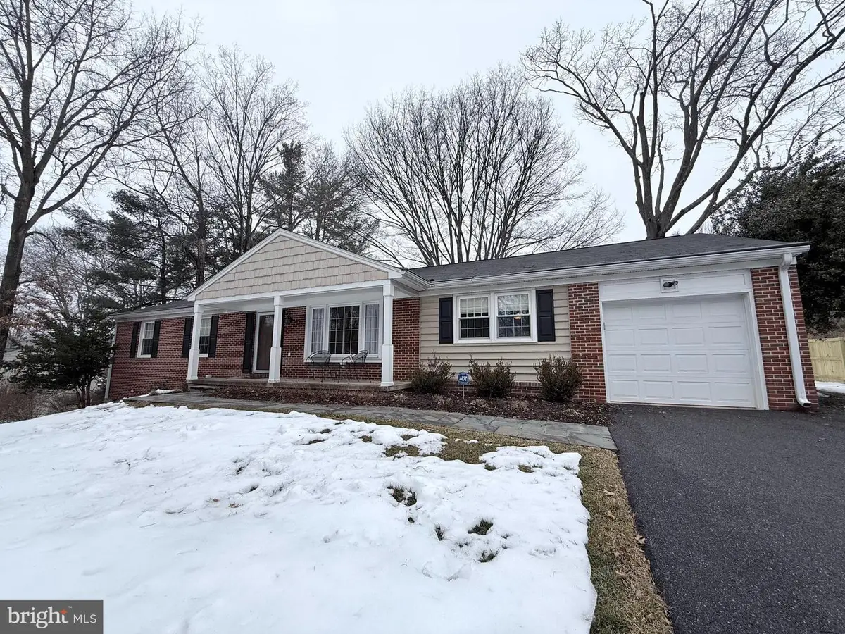 9328 Dunloggin Rd, Ellicott City, MD 21042 - #1