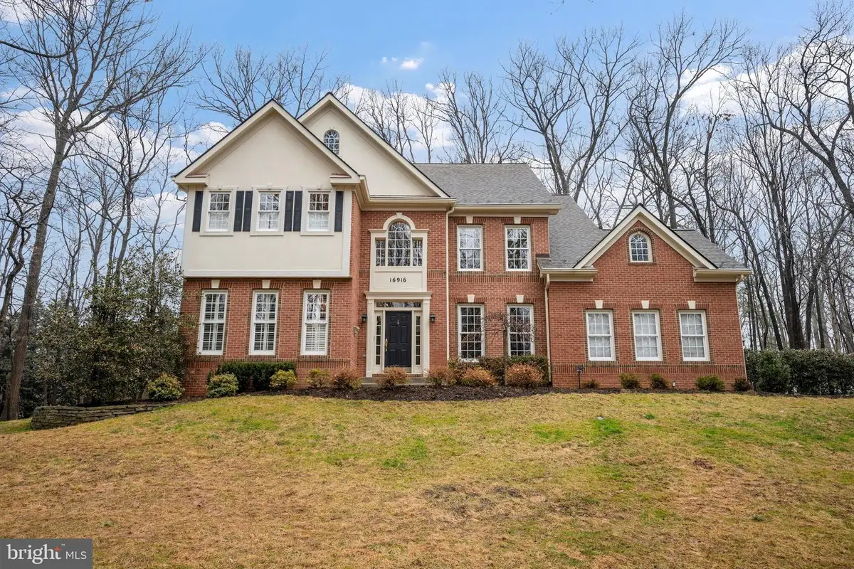 16916 Old Sawmill Rd, Woodbine, MD 21797 - #1