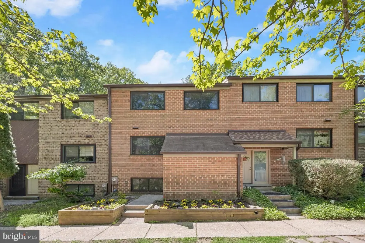 9015 Moving Water Ln, Columbia, MD 21046 - #1