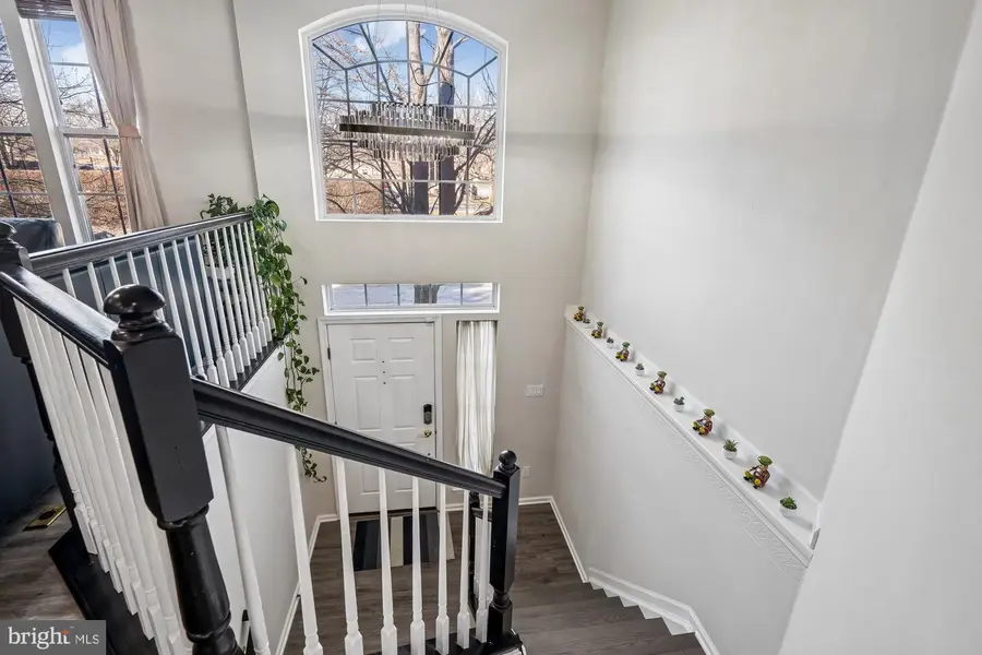 8716 Stonehouse Dr, Ellicott City, MD 21043 - #3