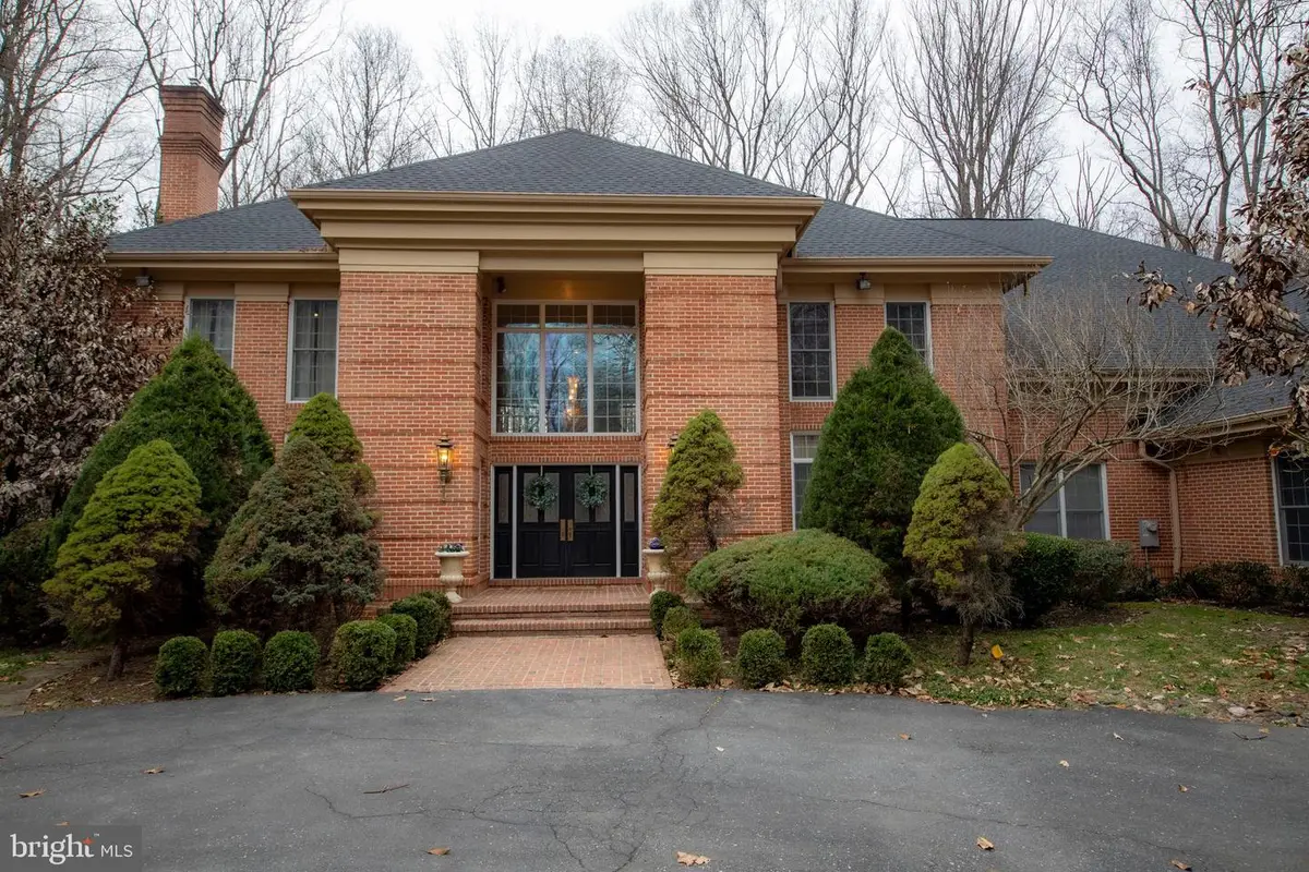 10429 Kingsbridge Rd, Ellicott City, MD 21042 - #1