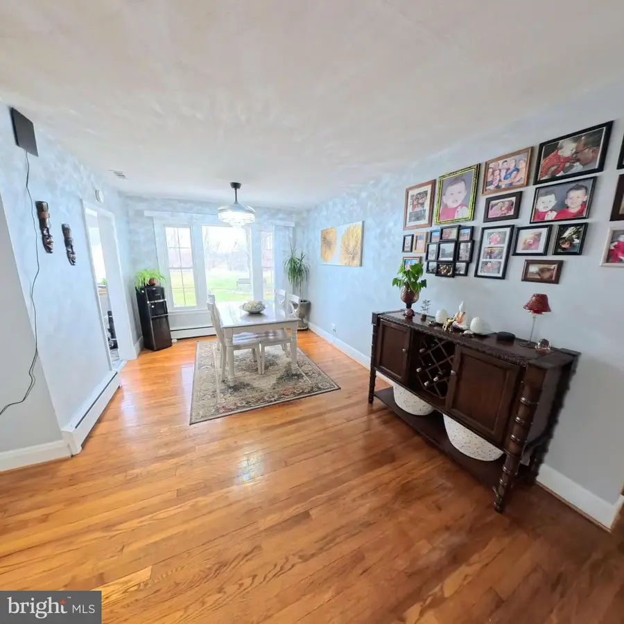 8599 Old Frederick Rd, Ellicott City, MD 21043 - #2