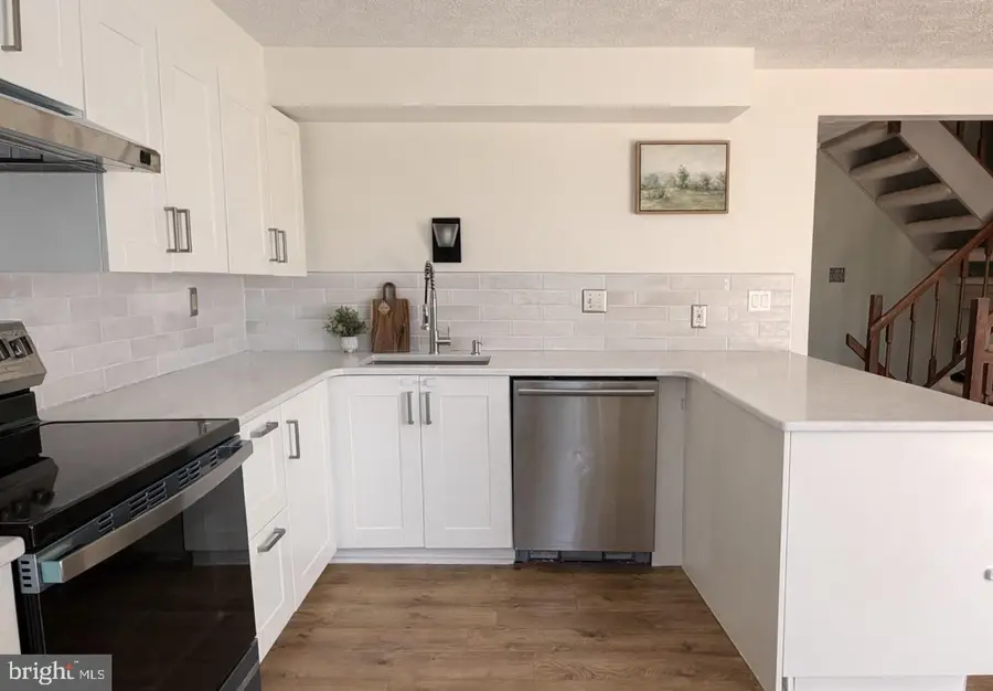 9214 Pirates Cv, Columbia, MD 21046 - #3