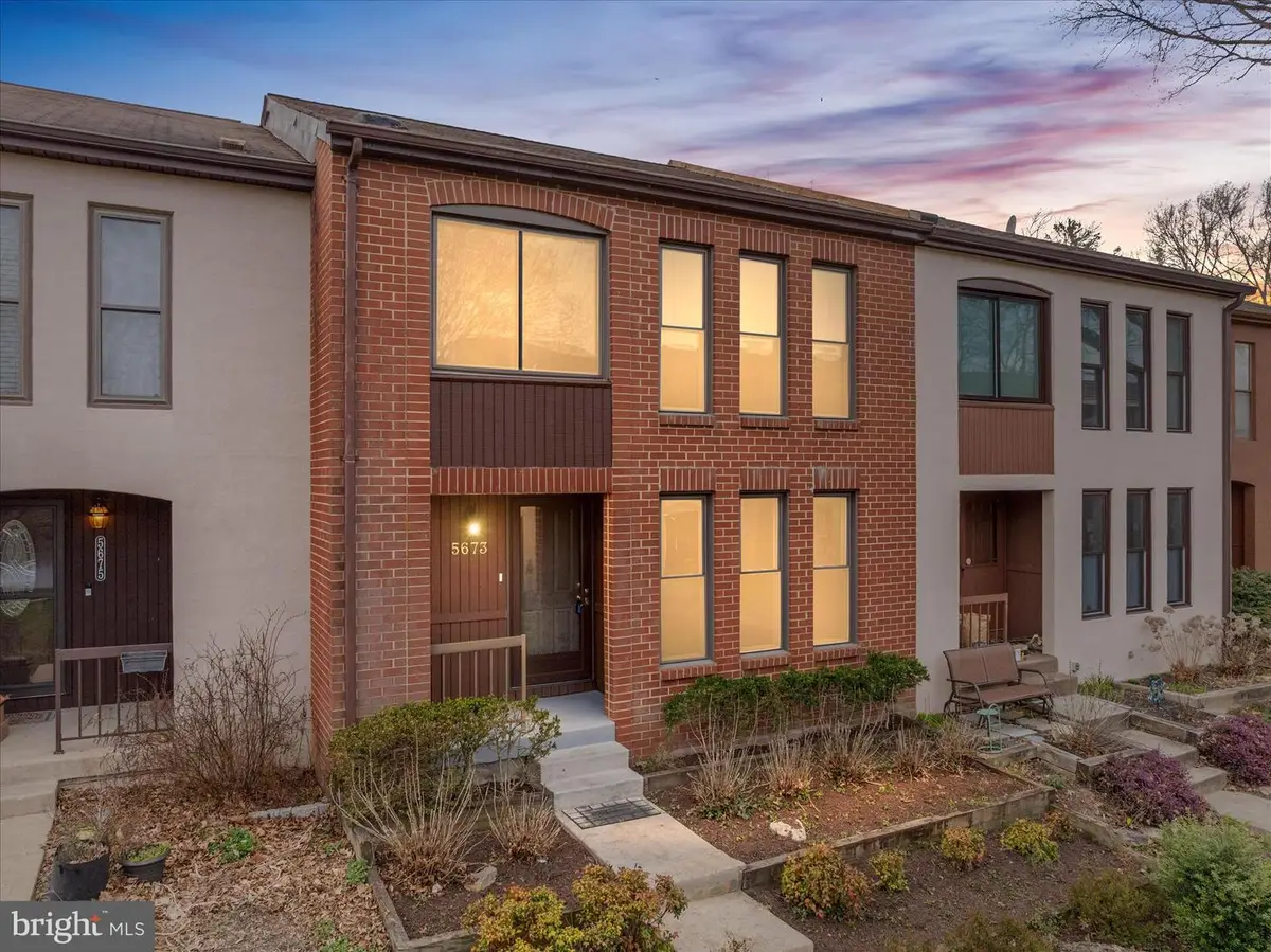 5673 Phelps Luck Dr, Columbia, MD 21045 - #1