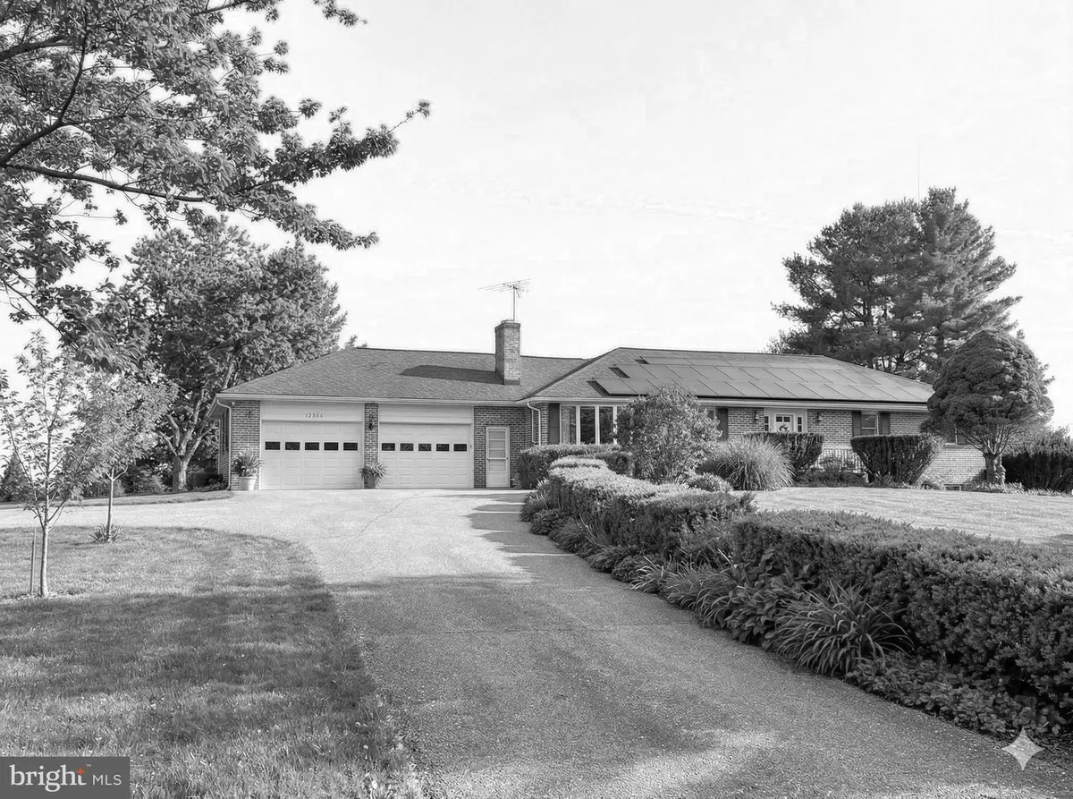 15840 A E Mullinix Rd, Woodbine, MD 21797 - #1