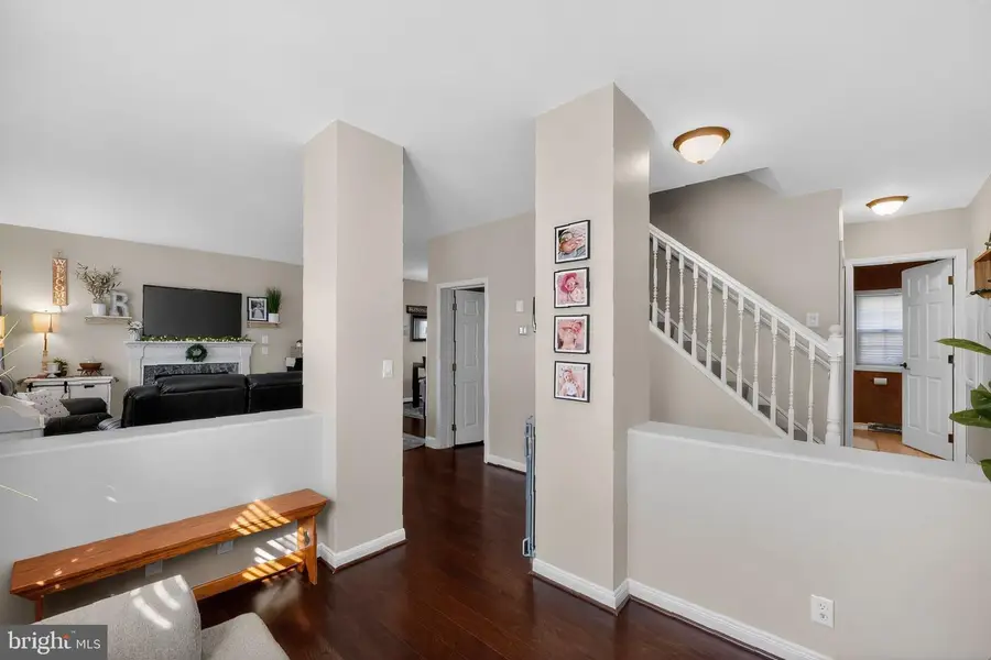 7548 Cove Point Way, Elkridge, MD 21075 - #2