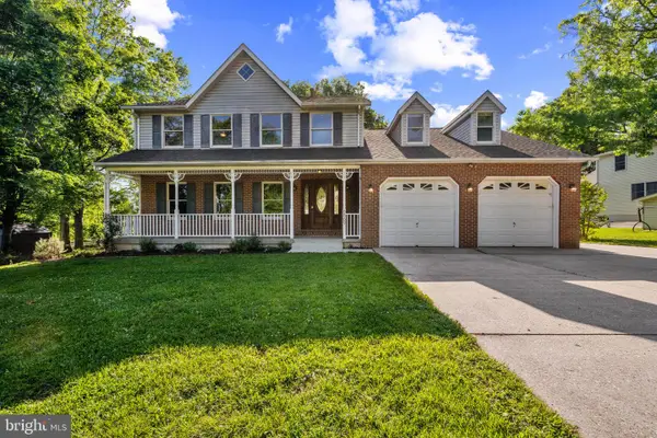 8869 Cemetery Ln, SAVAGE, MD 20763