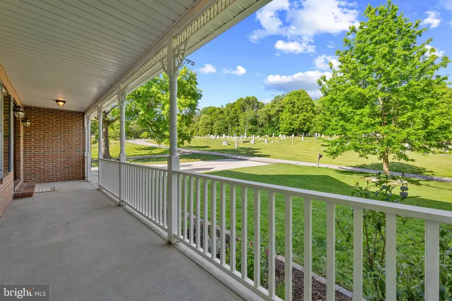 8869 Cemetery Ln, Savage, MD 20763 - #3